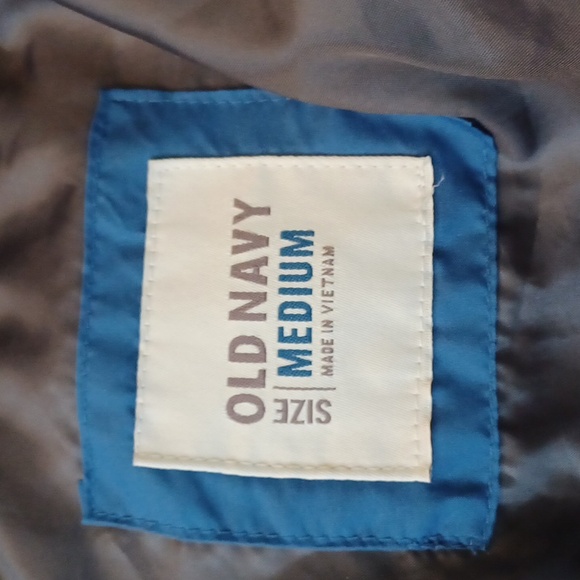 4/$80 Blue Puffy Vest - Size Medium - Picture 8 of 9
